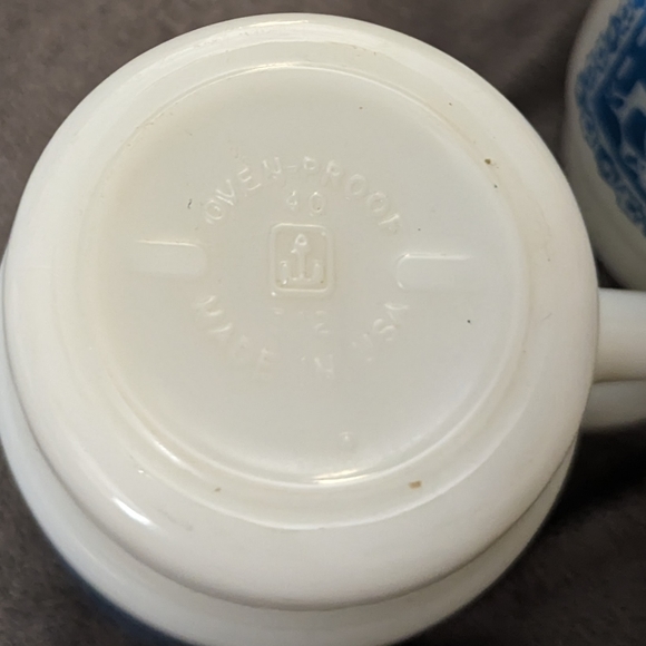 Vintage Anchor Hocking Fire King coffee tea mug apple and flower pattern 1960 - Picture 6 of 6